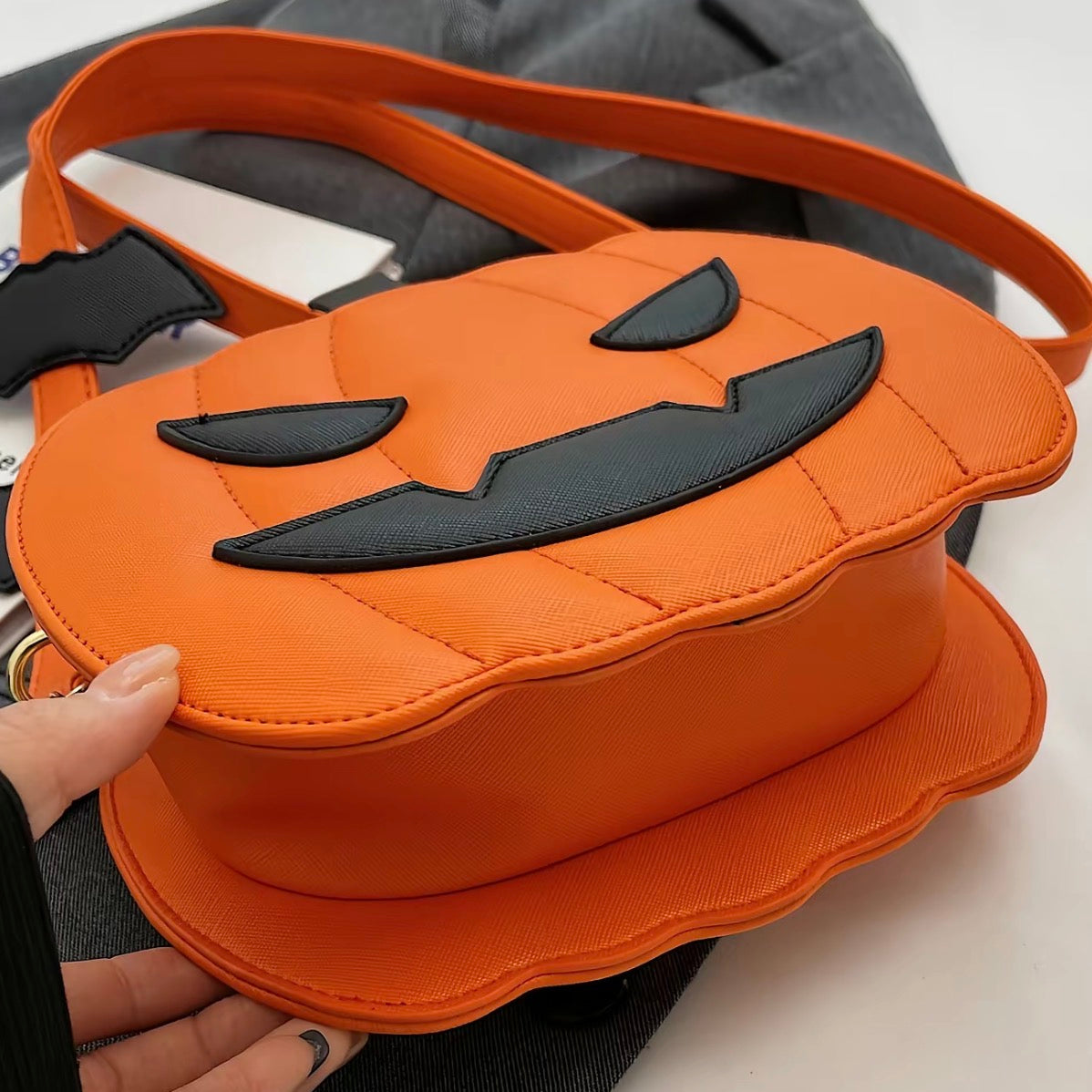 Viral Pumpkin Purse
